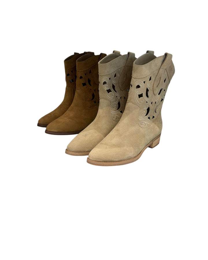 מגף קצר חיתוכי לייזר