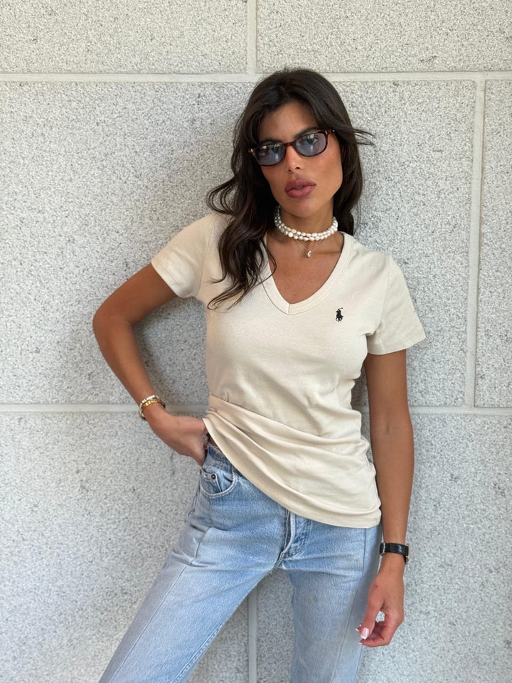 חולצת T פולו