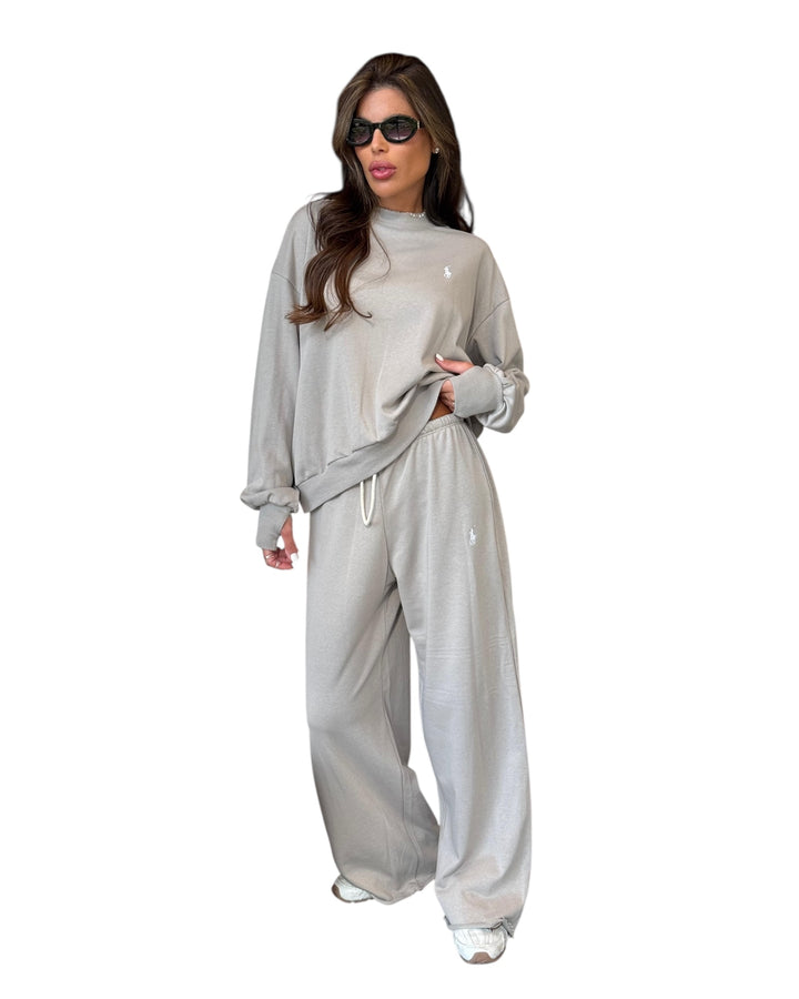 חליפת  polo שילוב כפפה