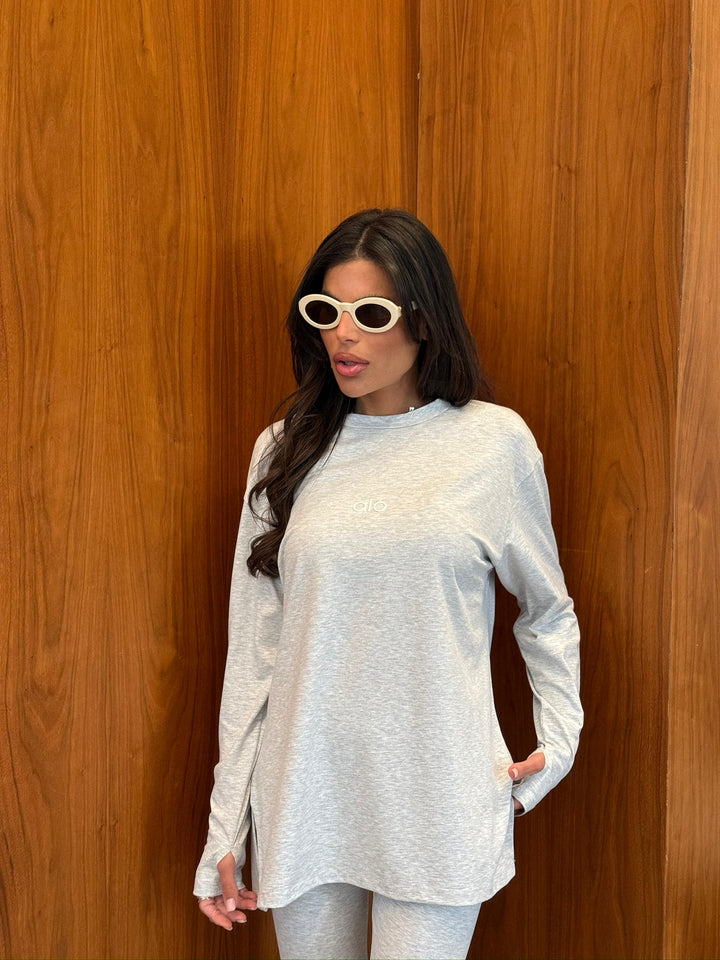 חליפת alo אובר סאייז כפפה