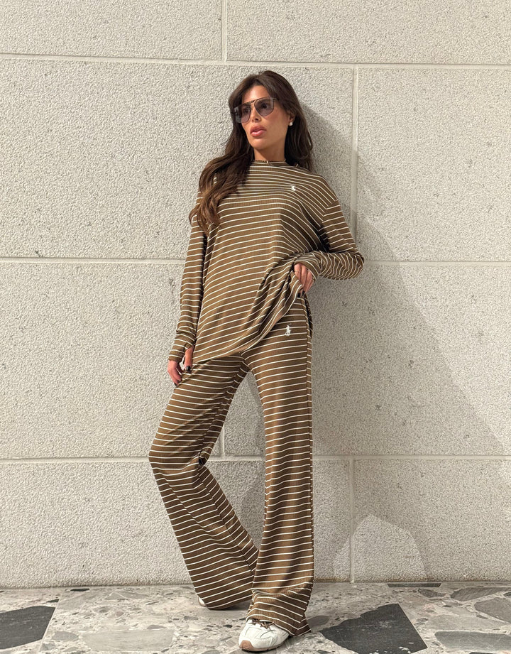 חליפת פסים פולו