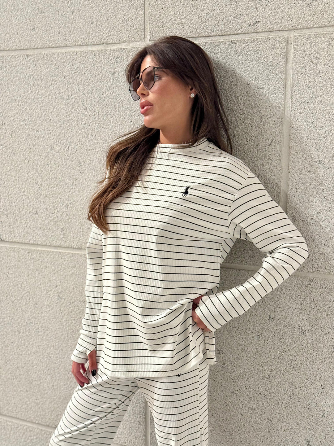 חליפת פסים פולו