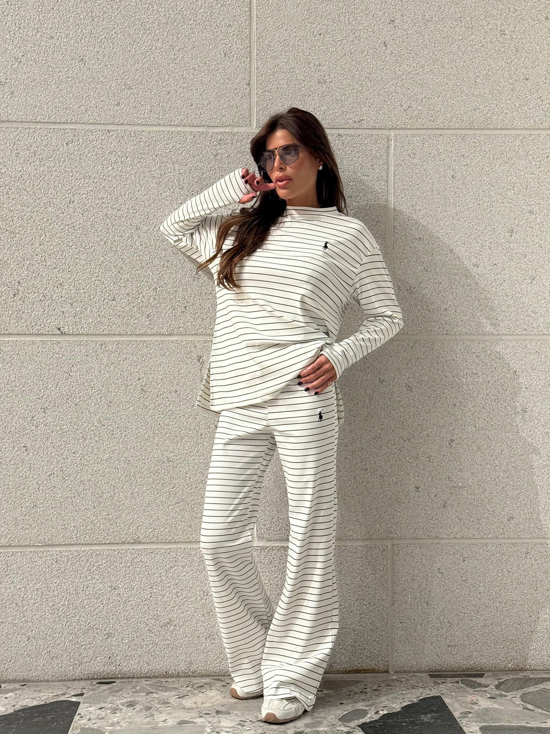 חליפת פסים פולו