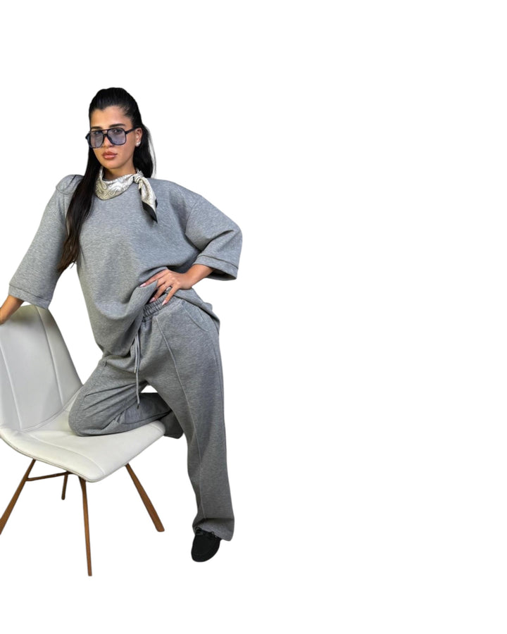 חליפת מודל אובר סאייז ניקי שילוב צעיף קיץ