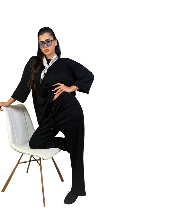 חליפת מודל אובר סאייז ניקי שילוב צעיף קיץ