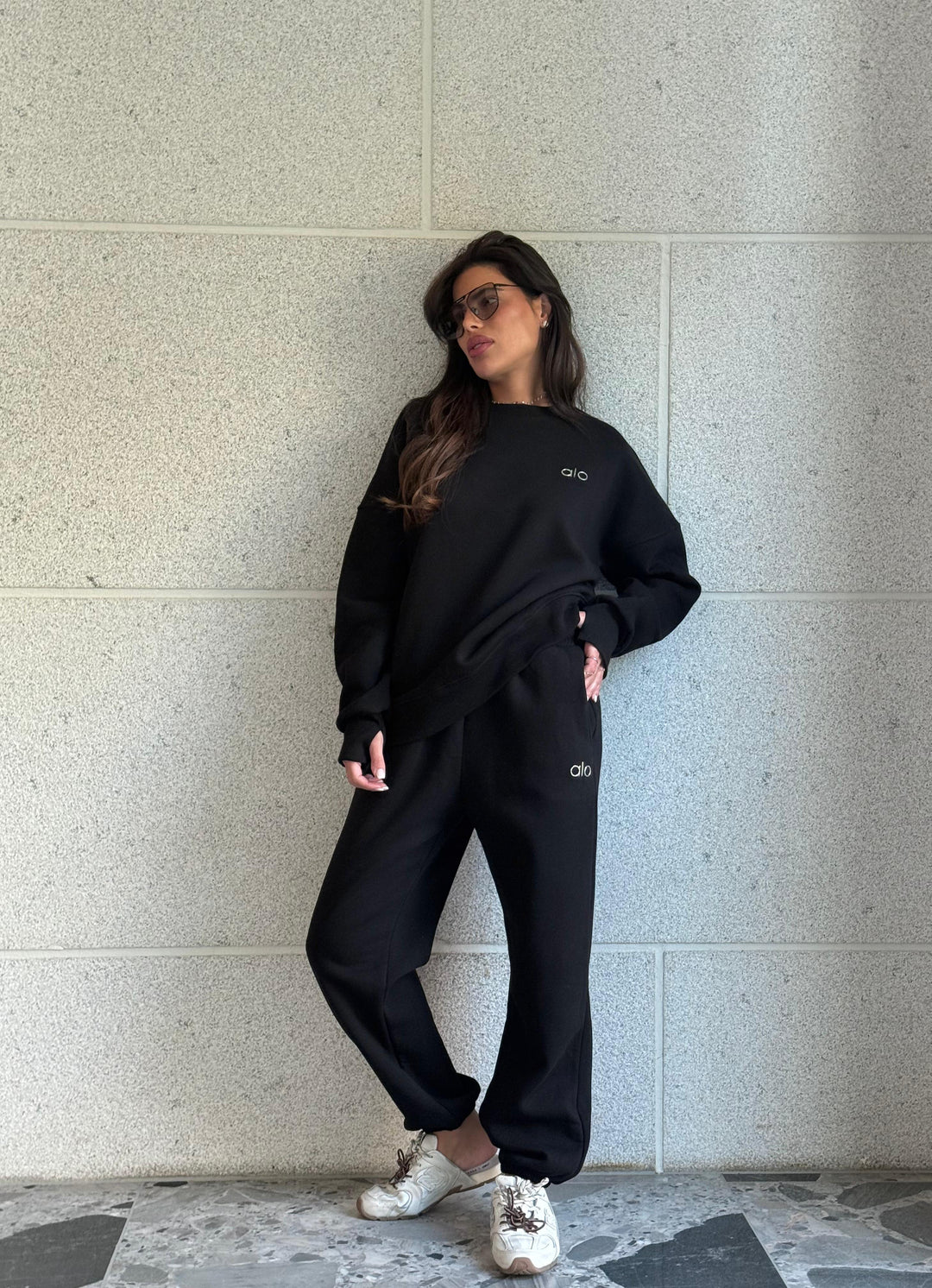 חליפת טרנינג alo