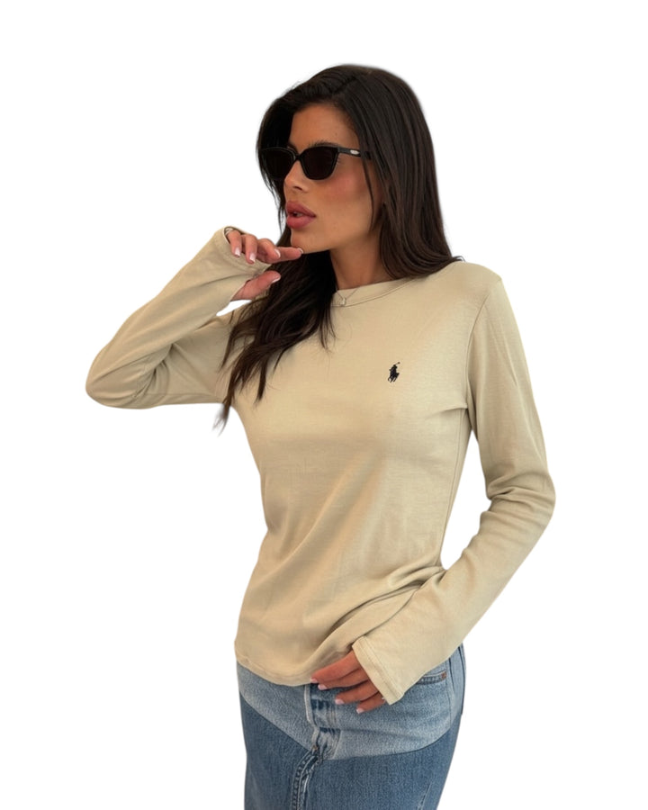 חולצת פולו כפפה