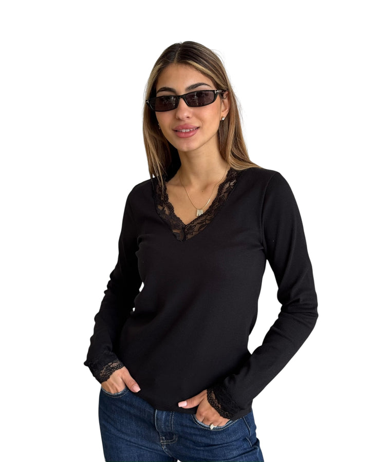 חולצת כפפה שילוב תחרה