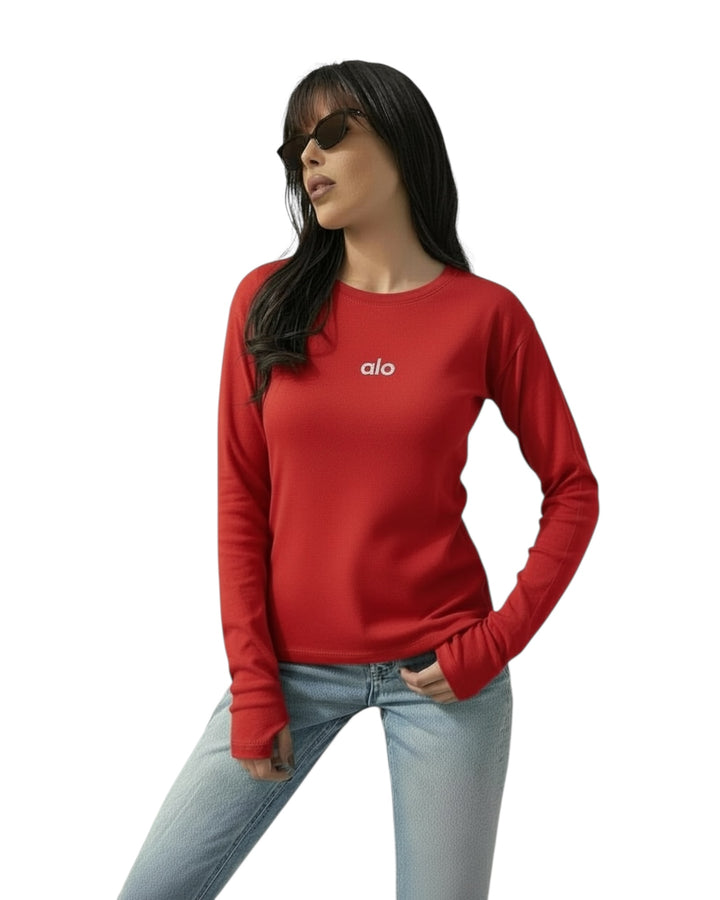 חולצת ליקרה alo שילוב כפפה