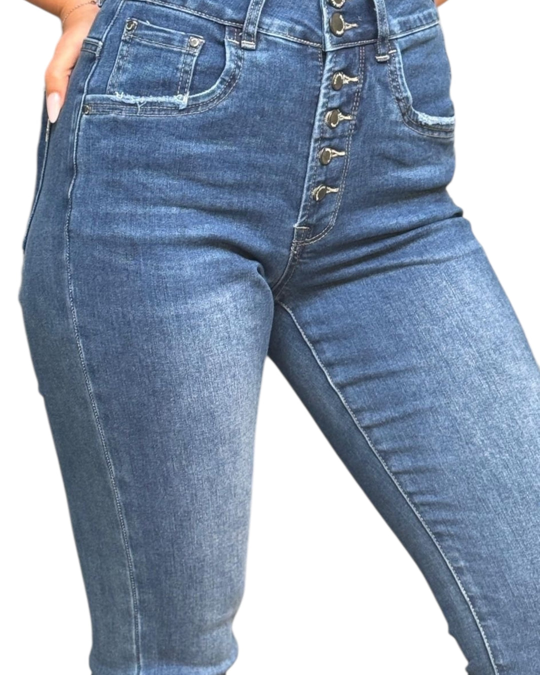 ג׳ינס שילוב כפתורים