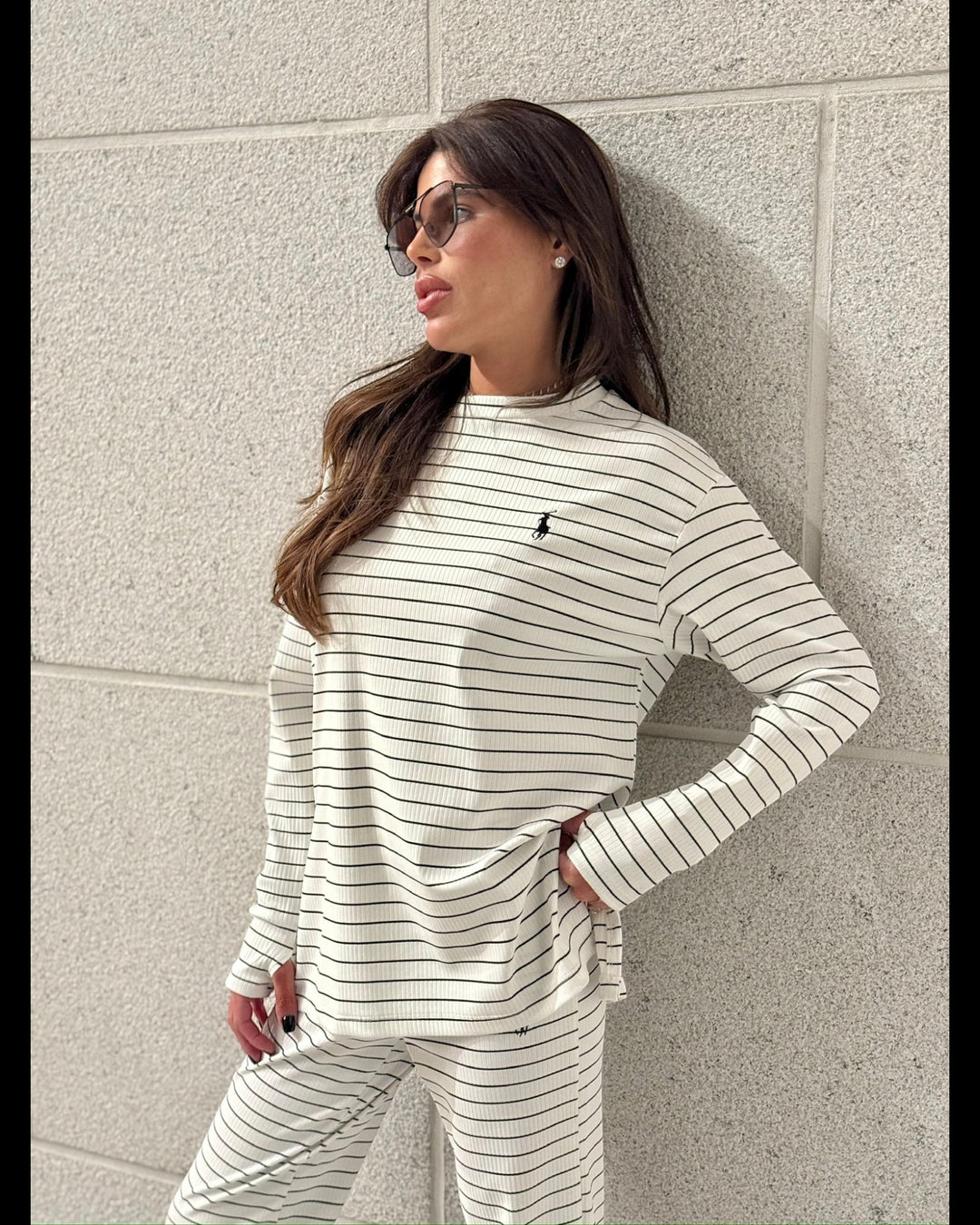 חליפת POLO פסים שילוב כפפה