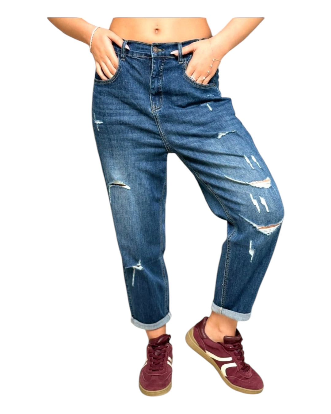 ג׳ינס לוז קרעים