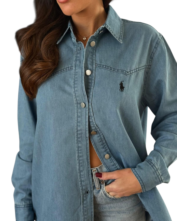 חולצת ג׳ינס מכופתרת