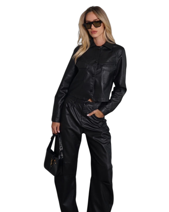 חליפת עור אנטיגו