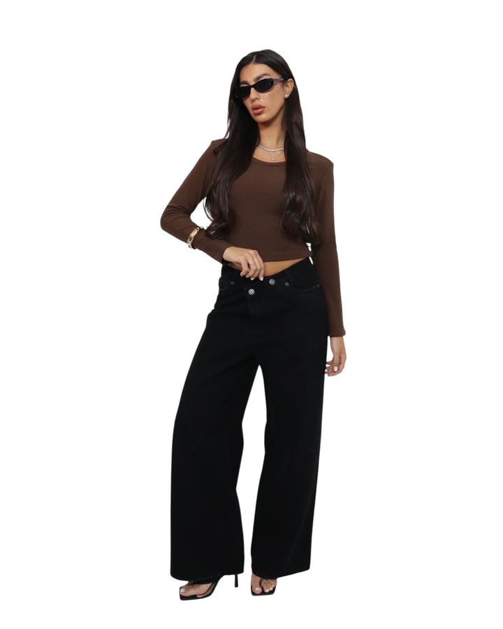 ג׳ינס גזרה רחבה שילוב כפתורים