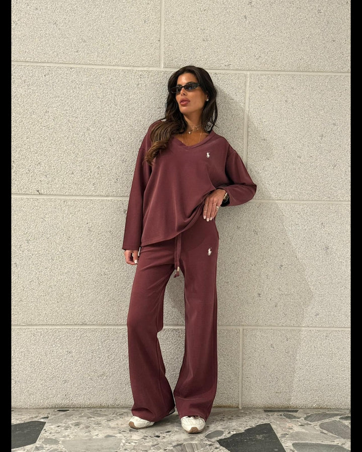 חליפת POLO צווארון V