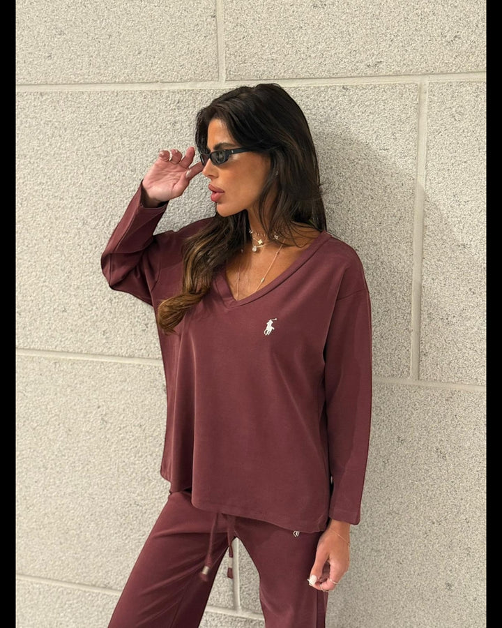 חליפת POLO צווארון V