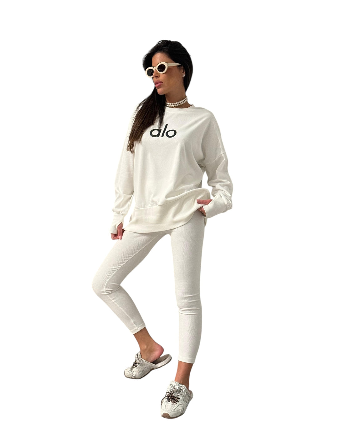 חליפת alo טייץ שילוב כפפה