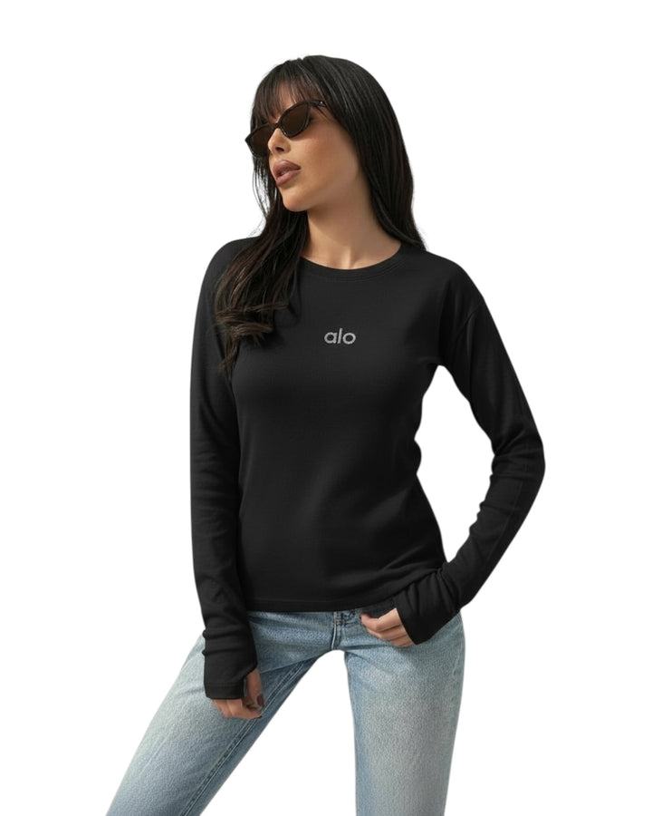 חולצת ליקרה alo שילוב כפפה