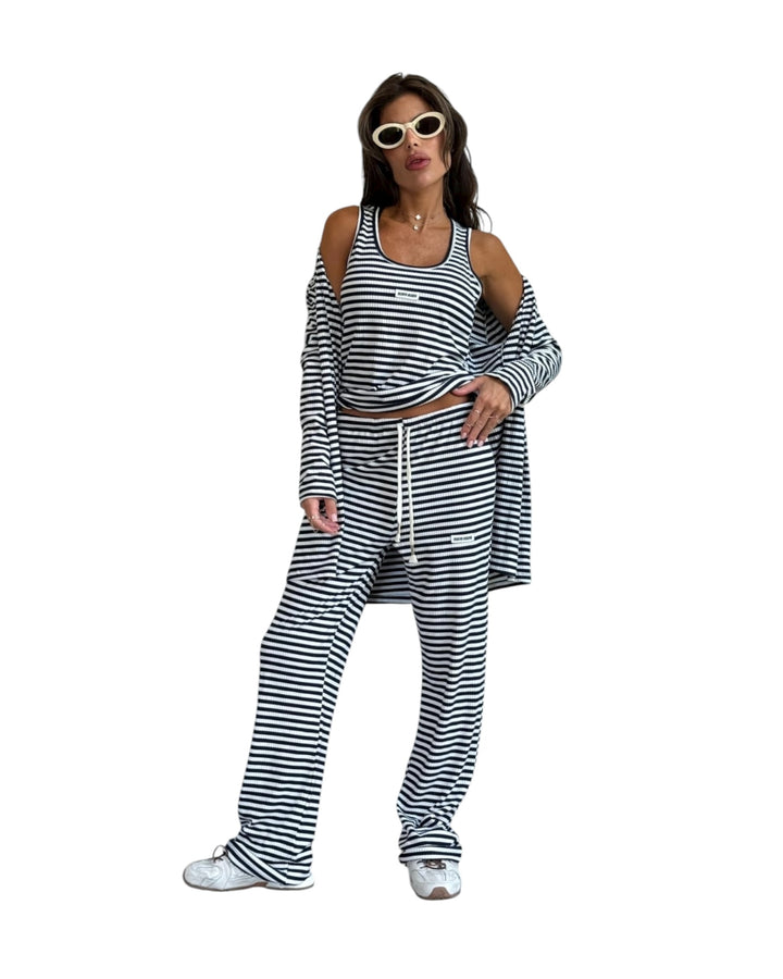 חליפת מעבר miu פסים