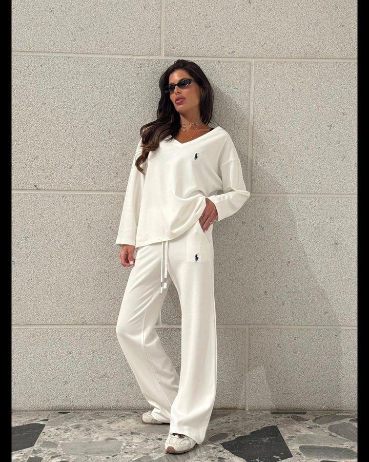 חליפת POLO צווארון V