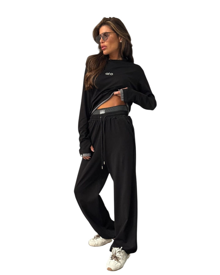 חליפת alo שילוב כפפה