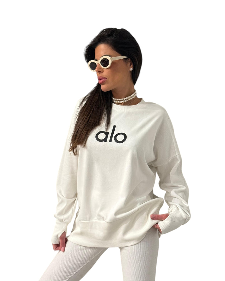 חליפת alo טייץ שילוב כפפה