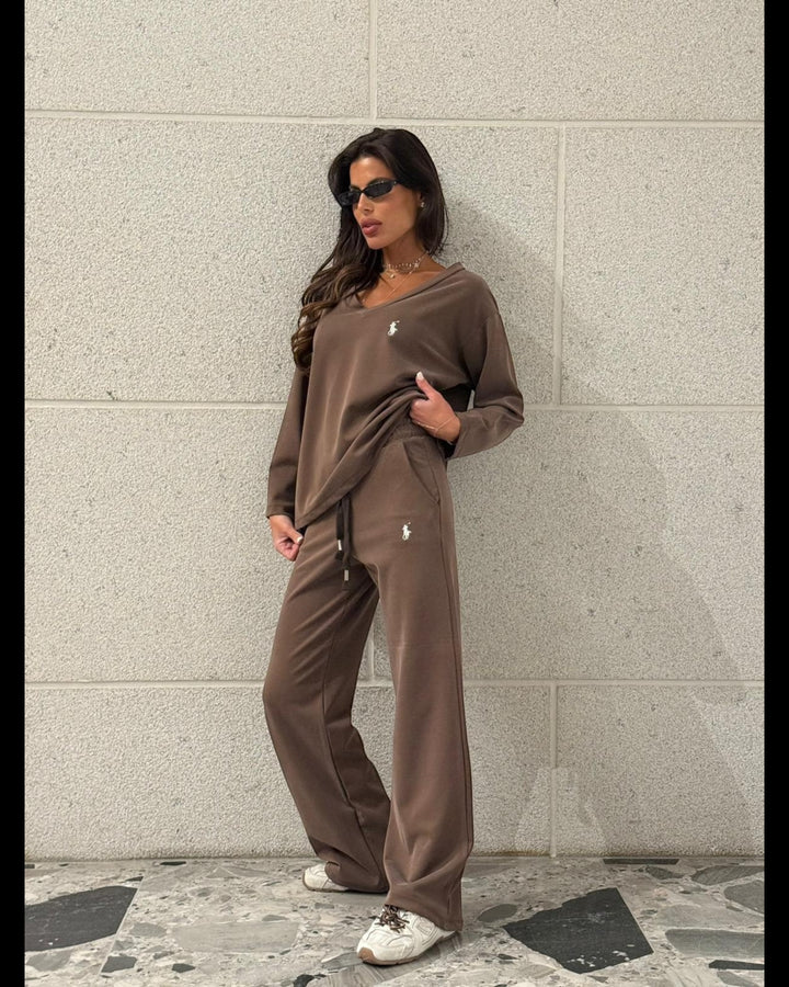 חליפת POLO צווארון V