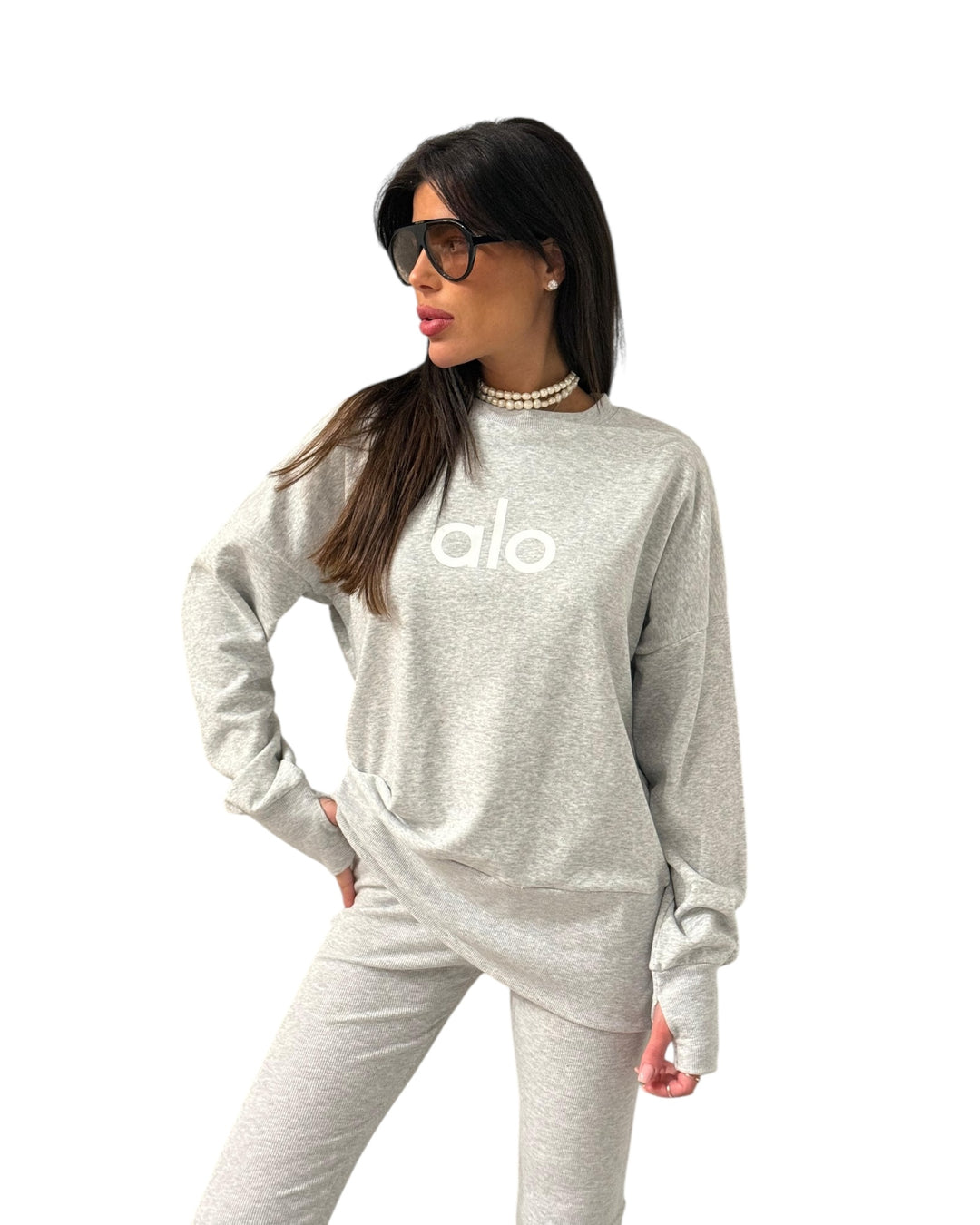 חליפת alo טייץ שילוב כפפה