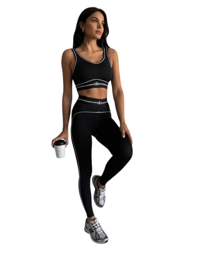 חליפת גוזיה וטייץ סופר מחטבת