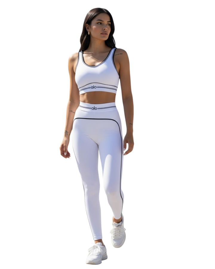 חליפת גוזיה וטייץ סופר מחטבת